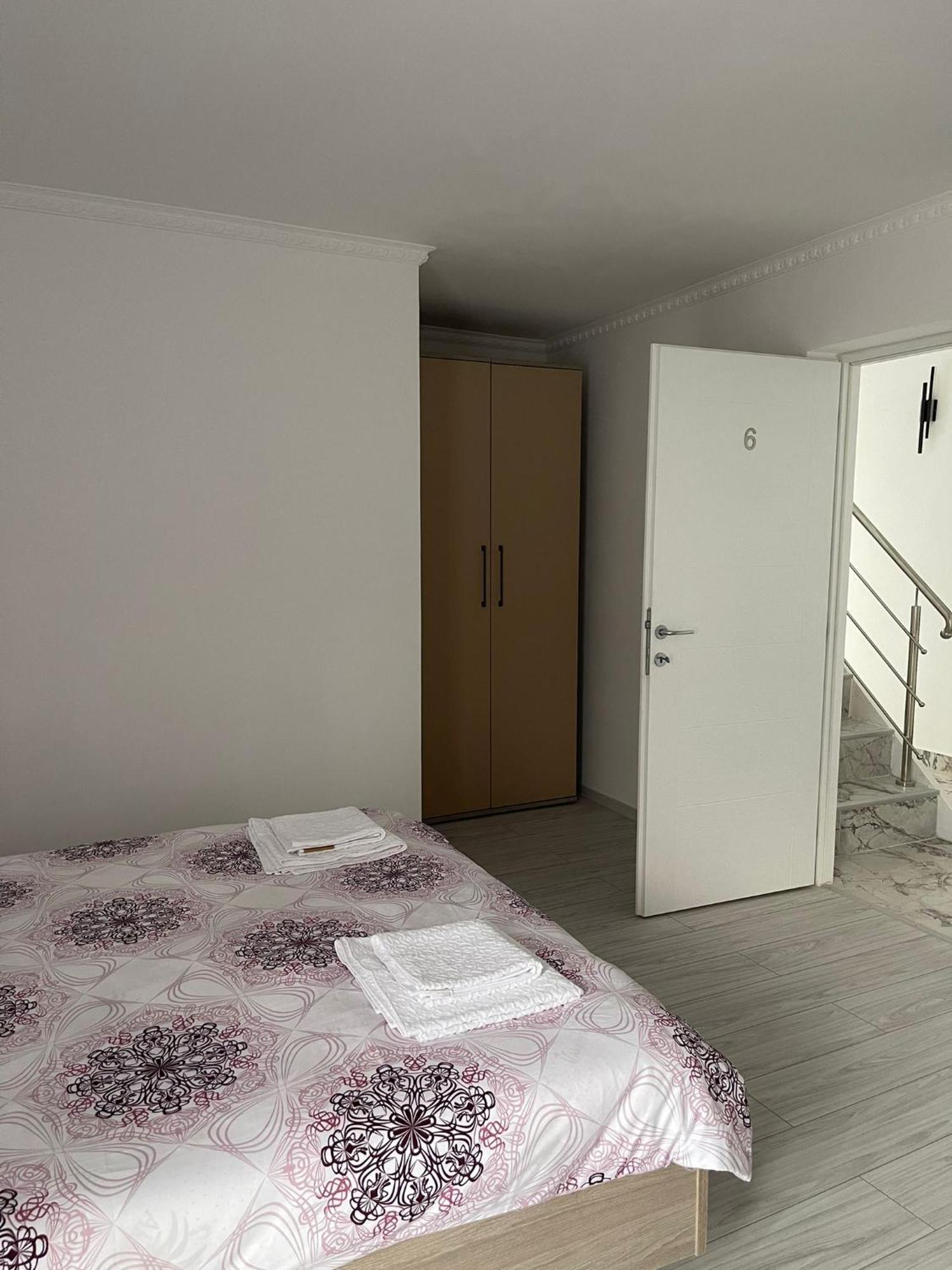 Casa Princess Baile Herculane Ngoại thất bức ảnh